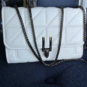 ✨ Luxury White Quilted Shoulder Bag with Black Chain Strap - Elegant Modern Sty❤
